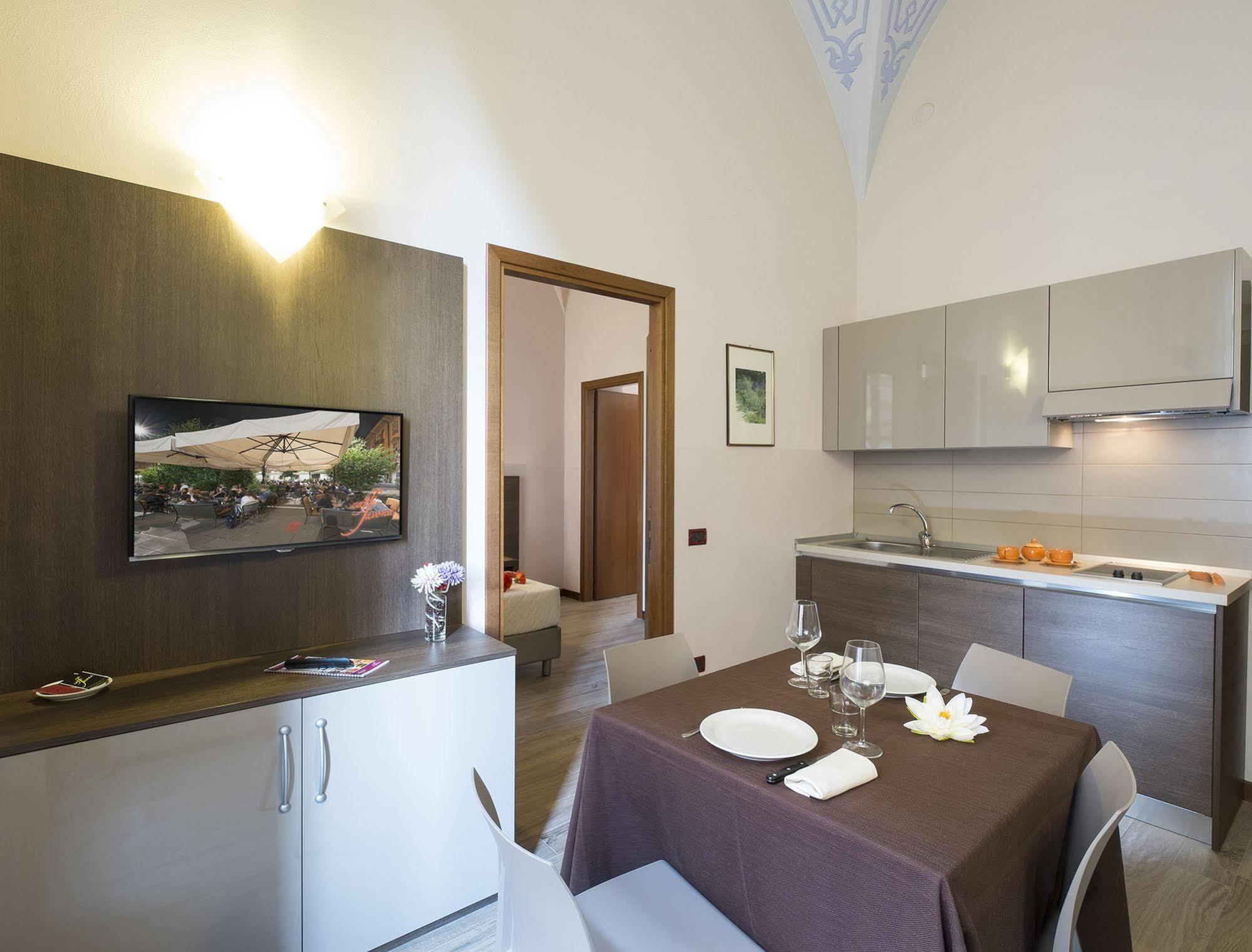 Residence Caffe Savona Alba  Dış mekan fotoğraf
