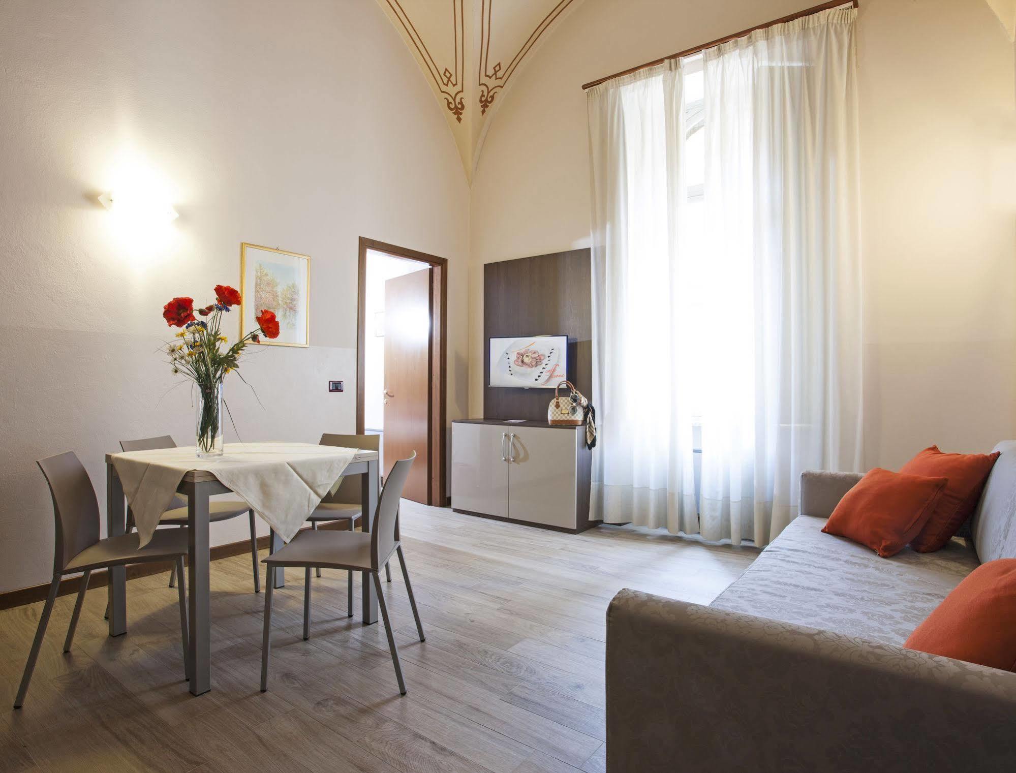 Residence Caffe Savona Alba  Dış mekan fotoğraf