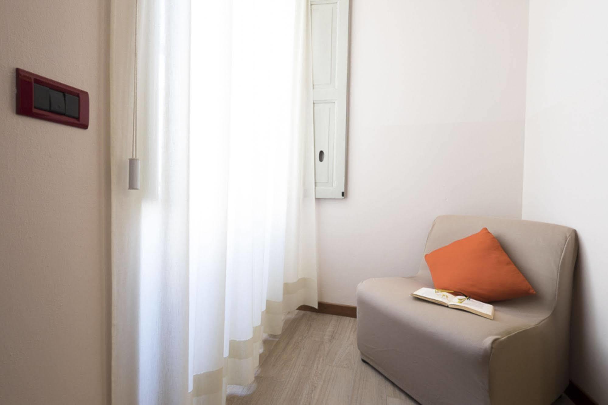 Residence Caffe Savona Alba  Dış mekan fotoğraf
