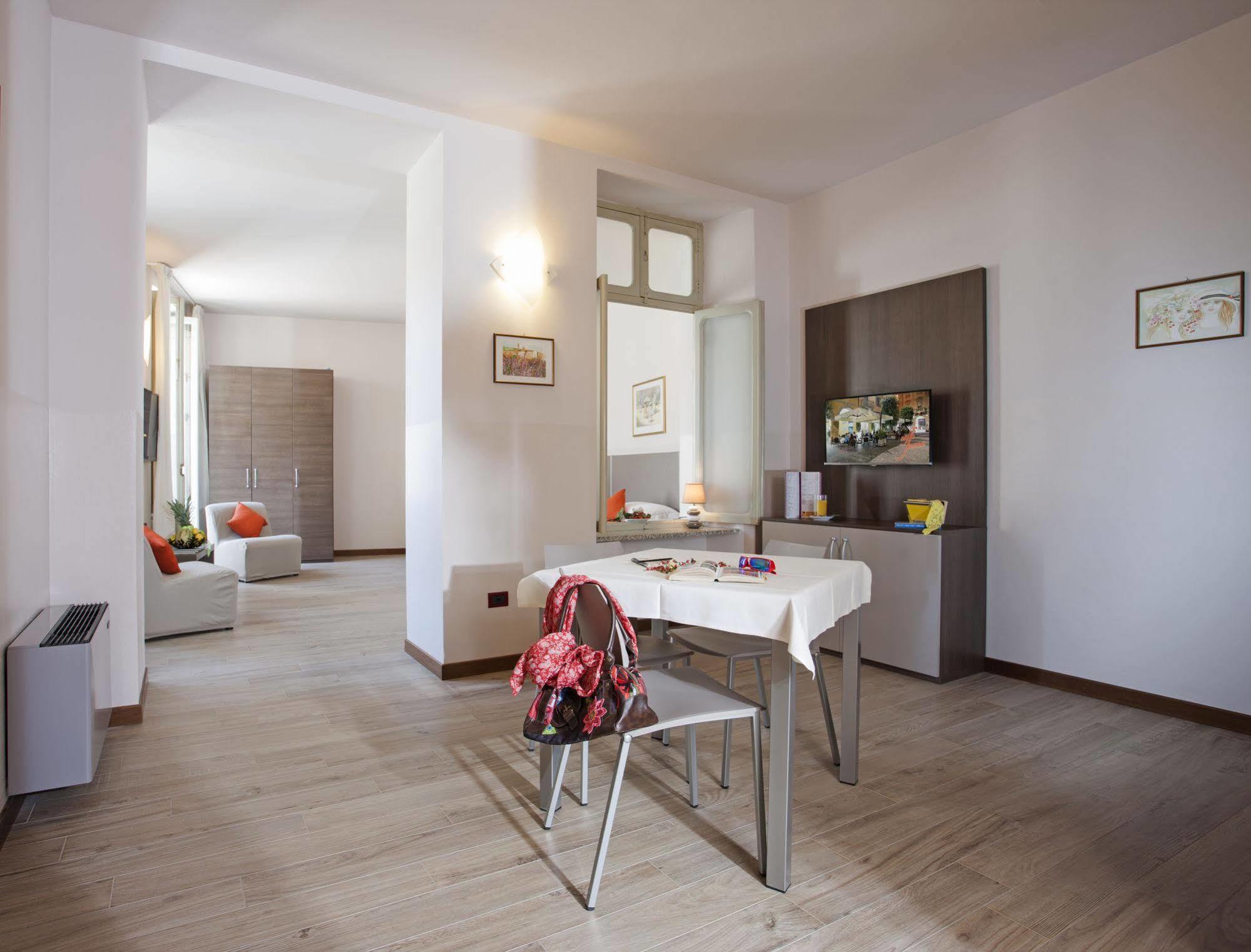Residence Caffe Savona Alba  Dış mekan fotoğraf